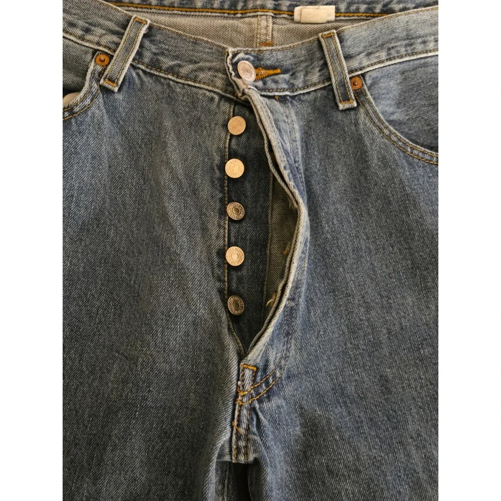 Levi's Men's‎ 38×32 501 Button Fly Jeans Medium Wash Straight Leg